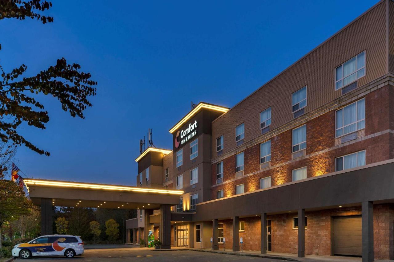Comfort Inn & Suites Surrey Eksteriør billede